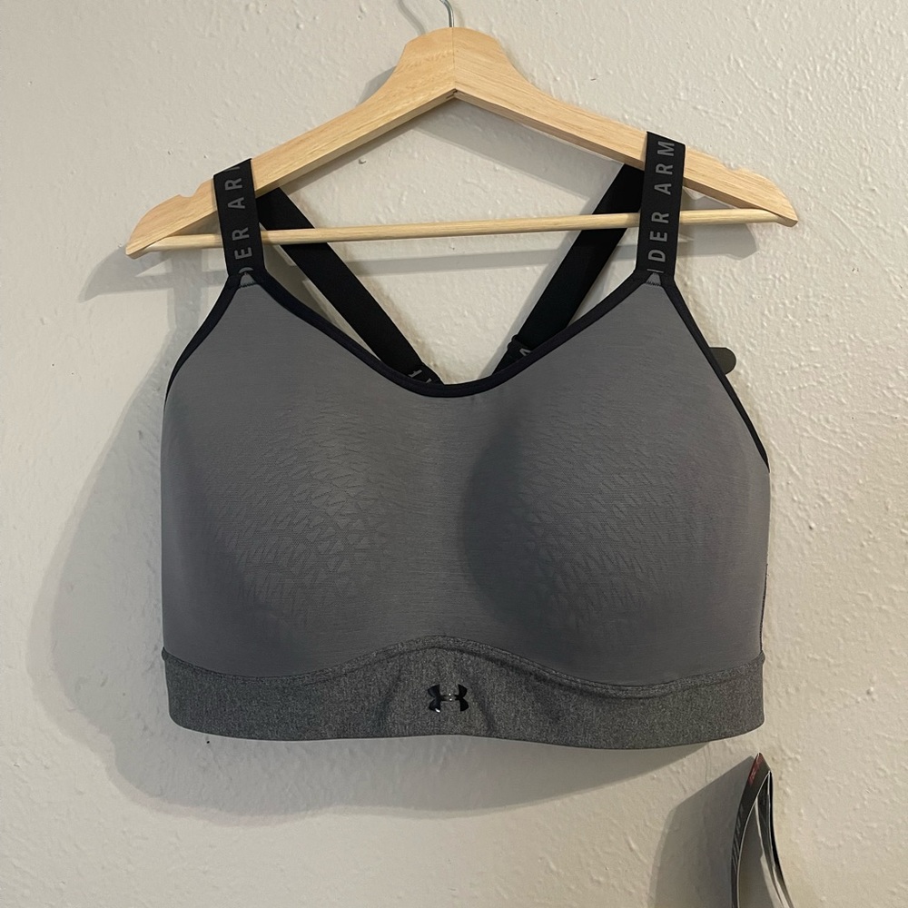 BNWT Under Armour sports bra size 2X